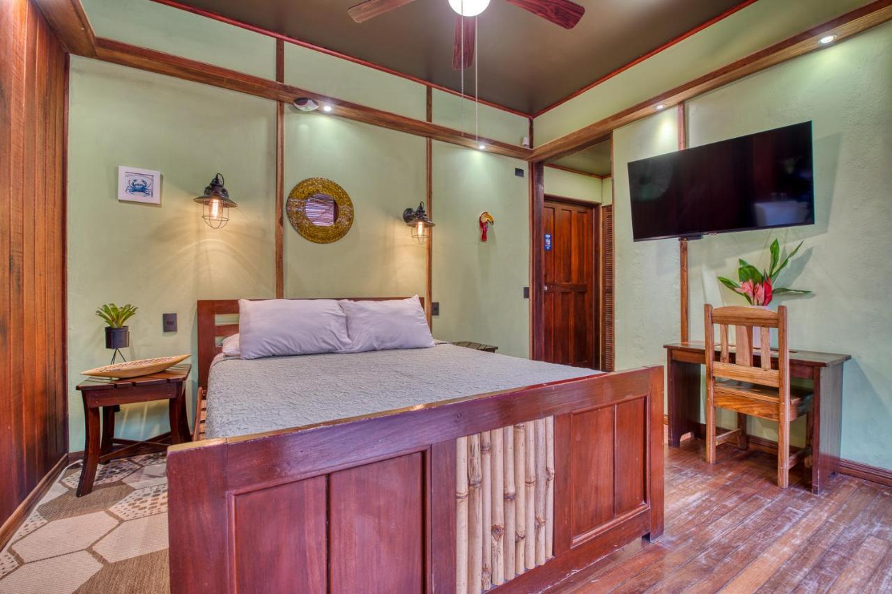 Hotel Banana Azul - Adults Only Puerto Viejo de Talamanca Екстериор снимка