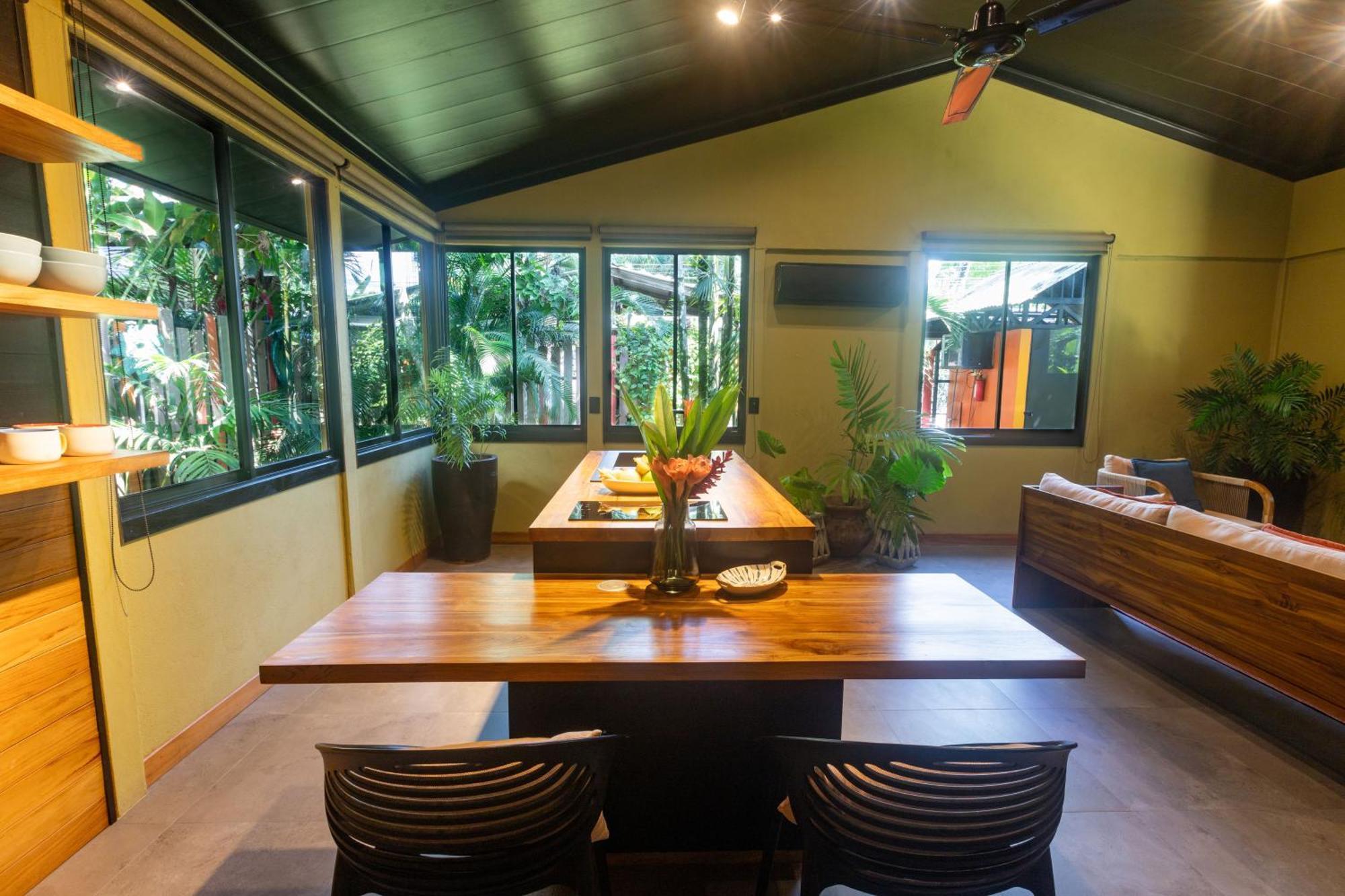 Hotel Banana Azul - Adults Only Puerto Viejo de Talamanca Екстериор снимка